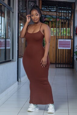 Brown Dora 2 in 1 Maxi With Straps